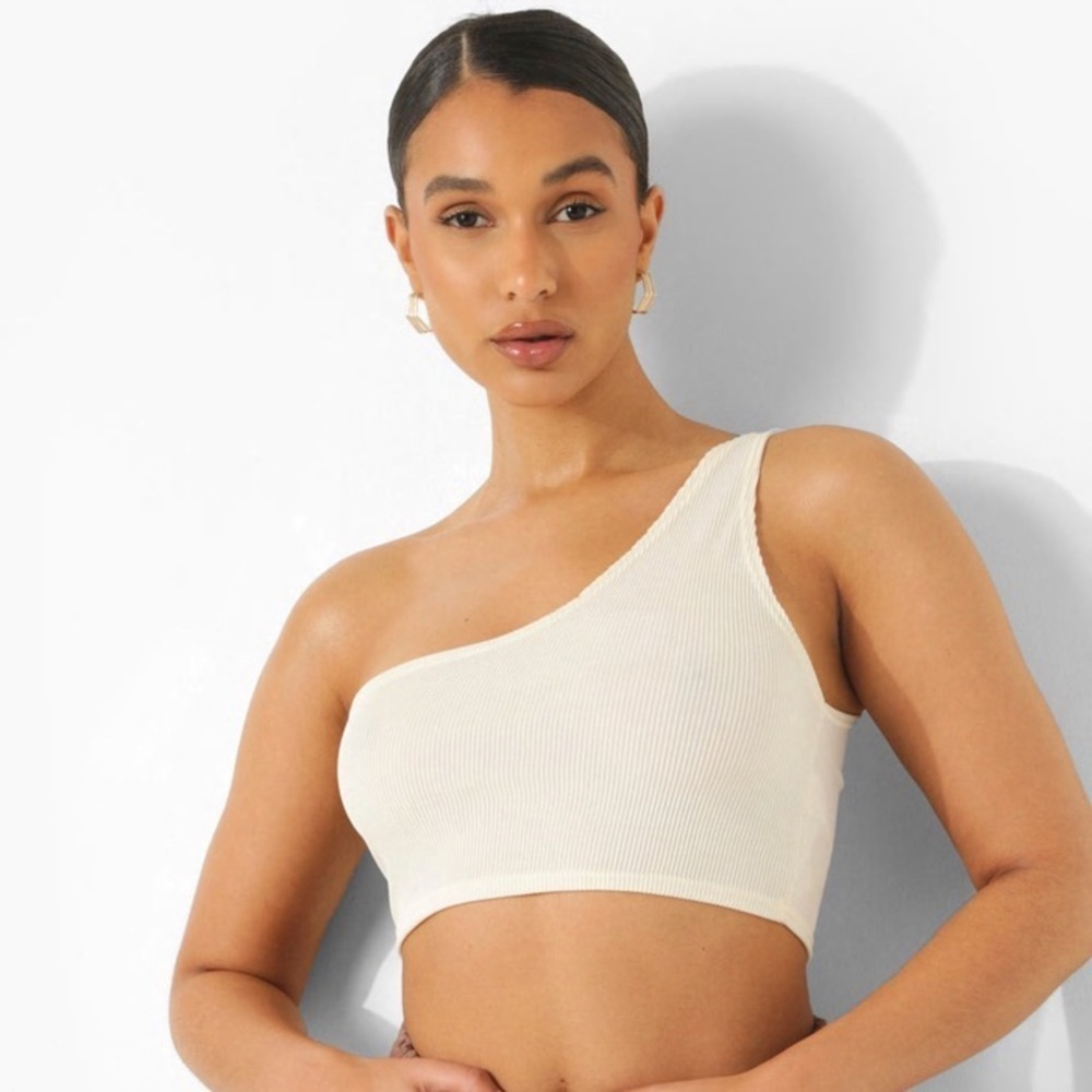 Boohoo One Shoulder Crop Top